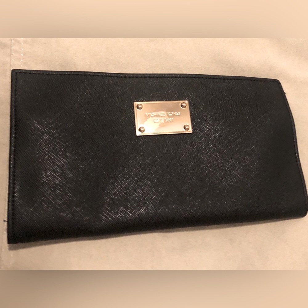 SALE 3️⃣for 1️⃣ Michael Kors jewelry case in black NWOT